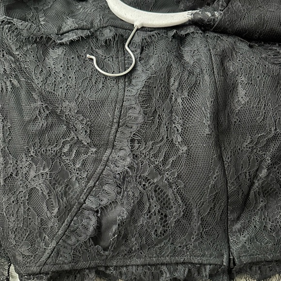 4x La Sorcière Top in Black DAMAGED - Picture 3 of 4